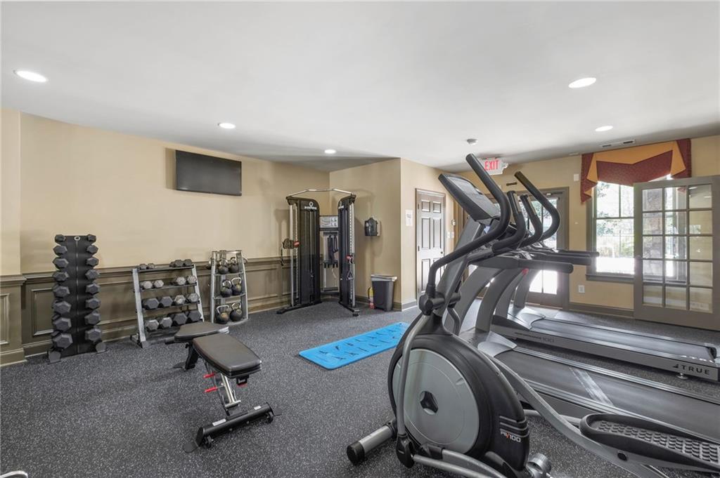 4500 W Village Court SE