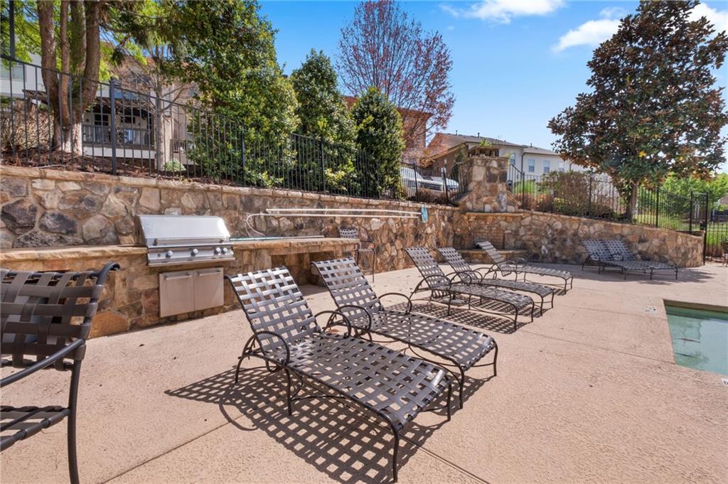 4500 W Village Court SE