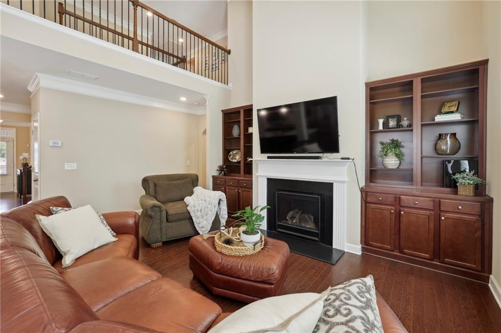 4805 Alexandria Avenue