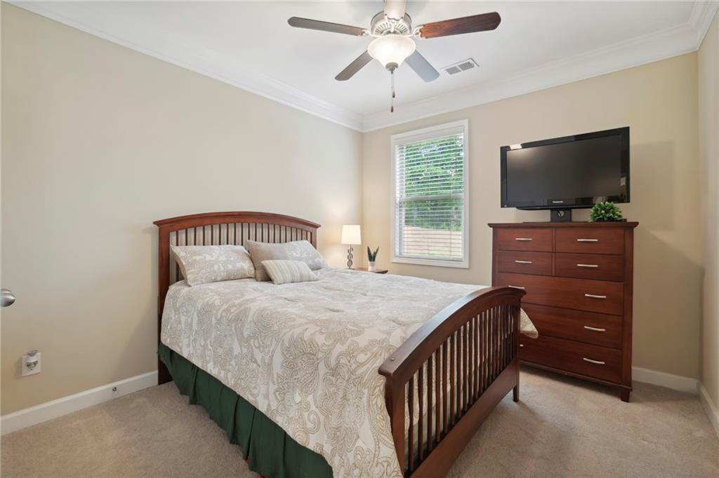 4805 Alexandria Avenue