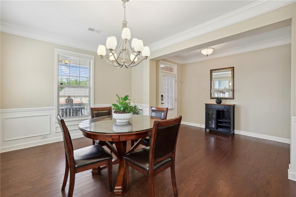 4805 Alexandria Avenue