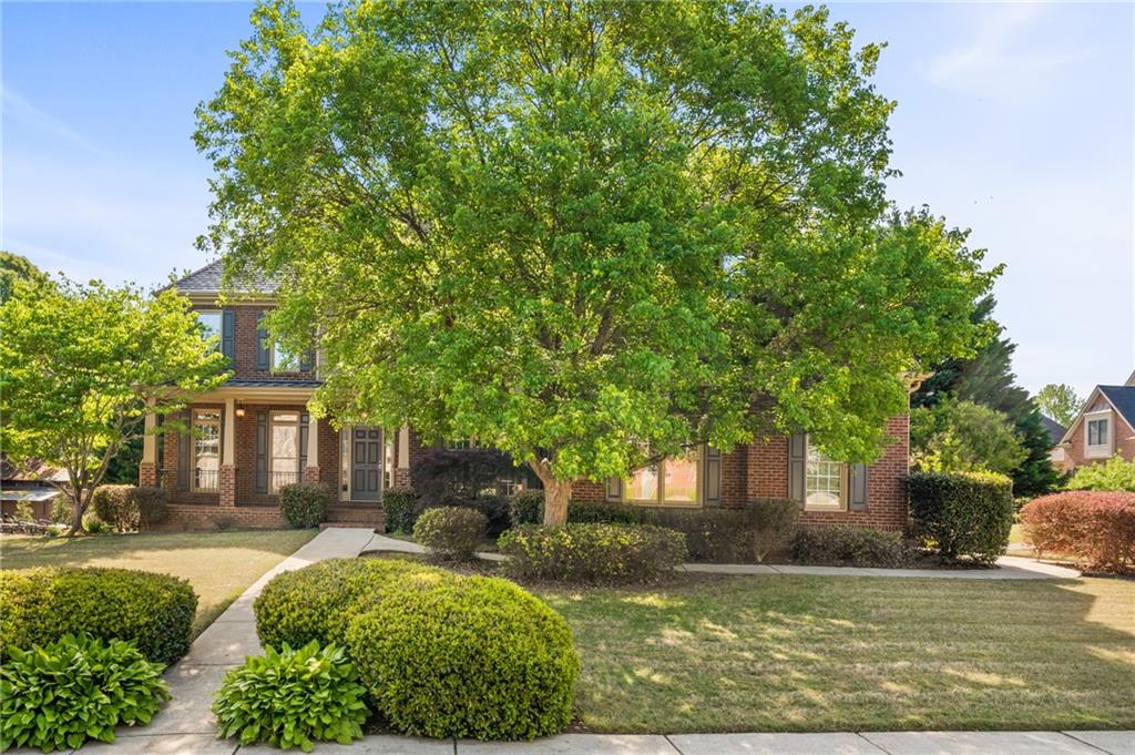 2910 Holly Pointe Court