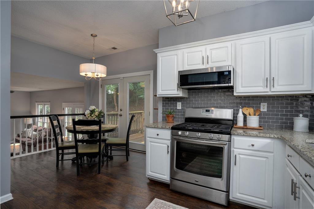 4057 Glenlake Trace NW