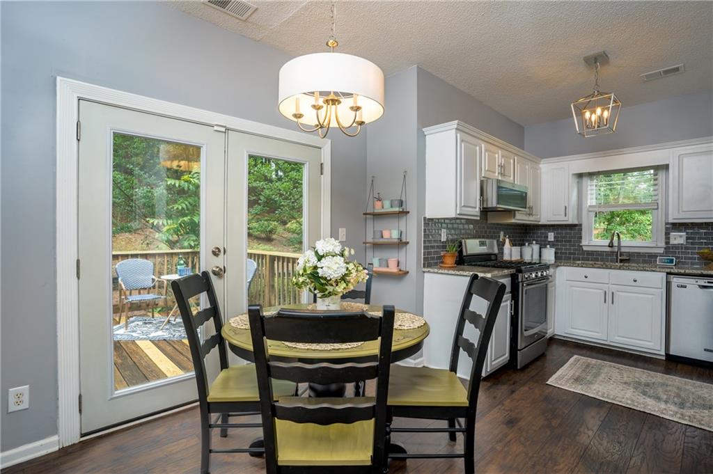 4057 Glenlake Trace NW