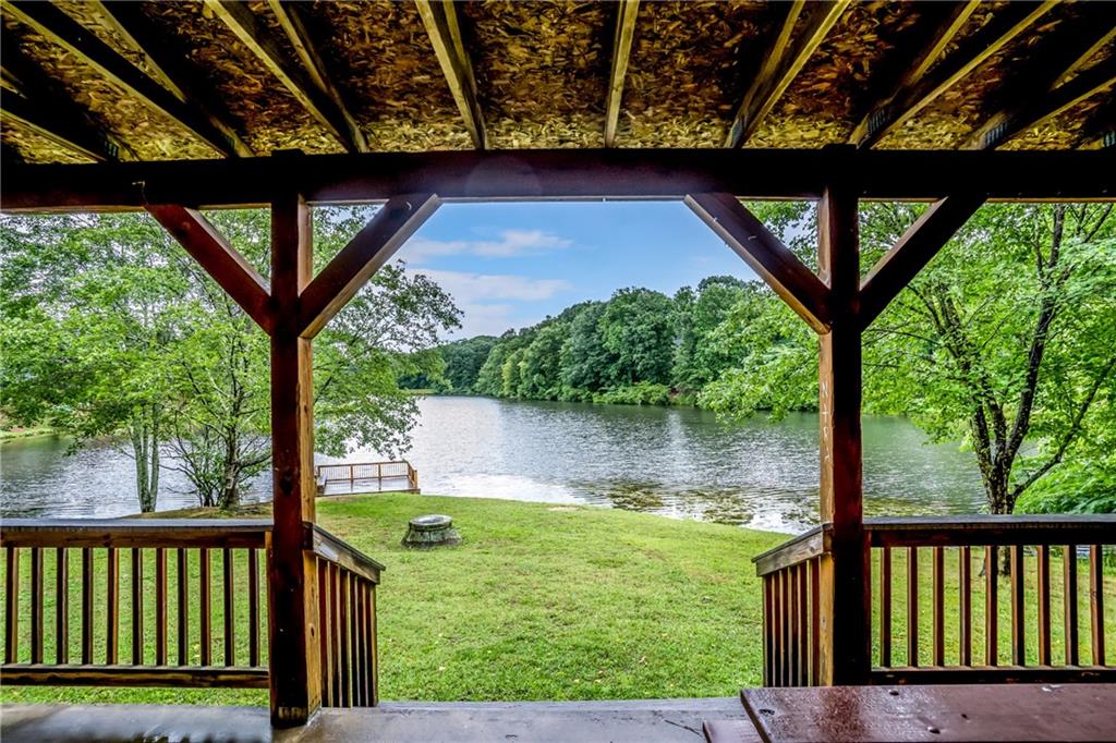 4057 Glenlake Trace NW