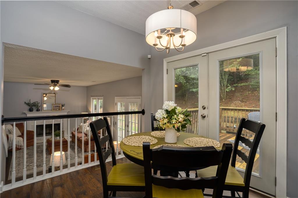 4057 Glenlake Trace NW