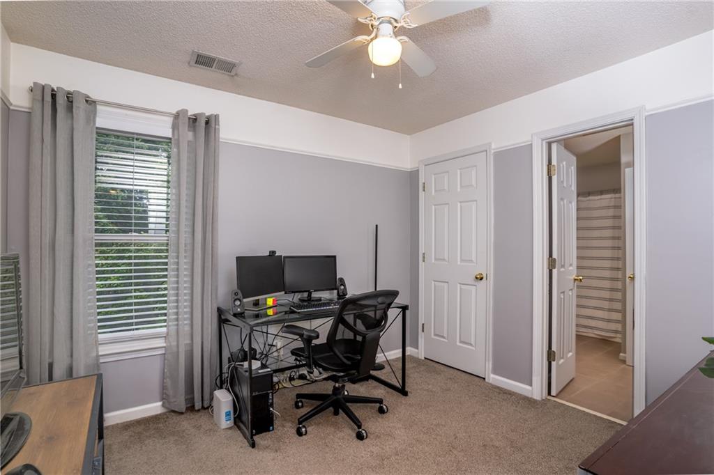 4057 Glenlake Trace NW