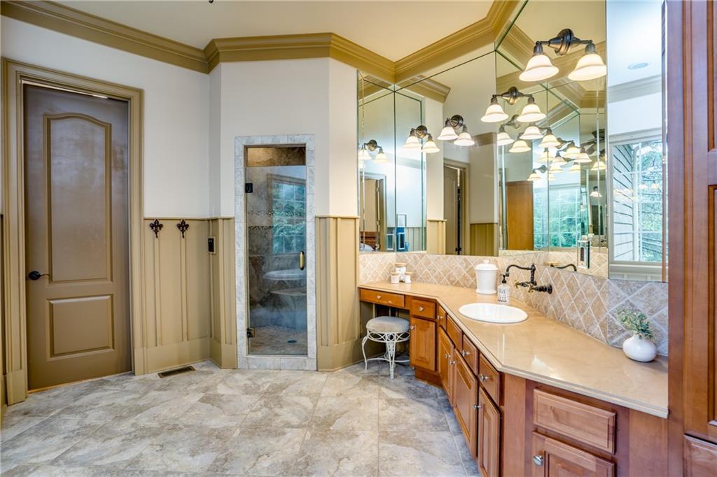 2753 Hazelhurst Court