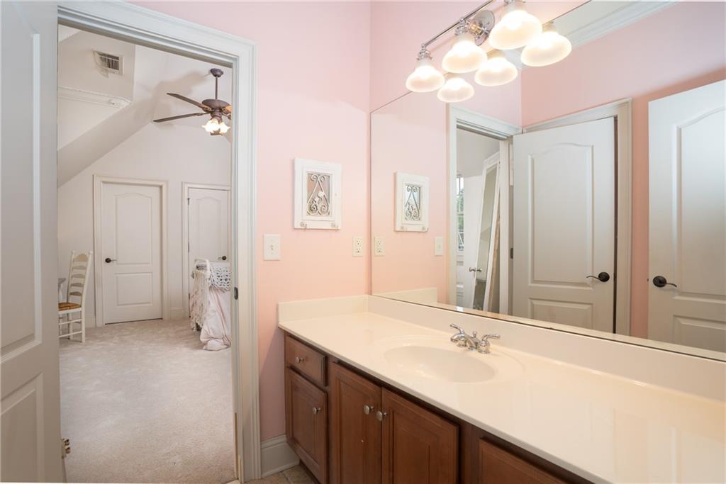 2753 Hazelhurst Court