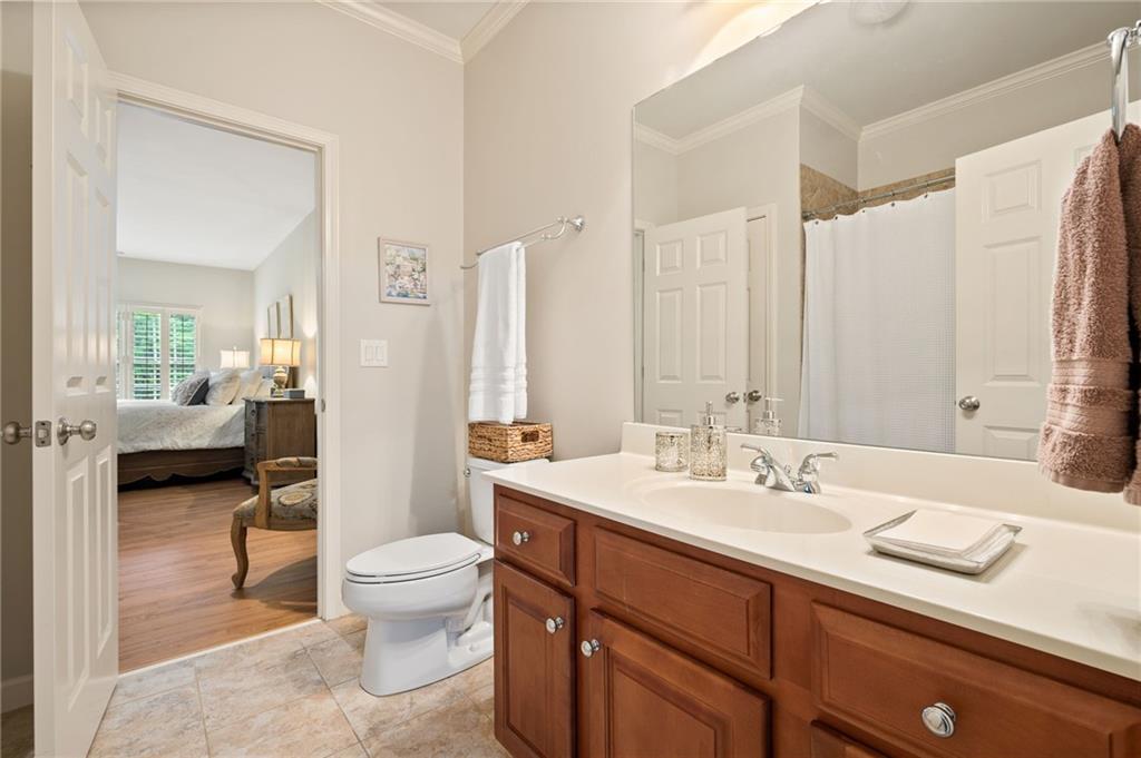 1007 Village Green Circle