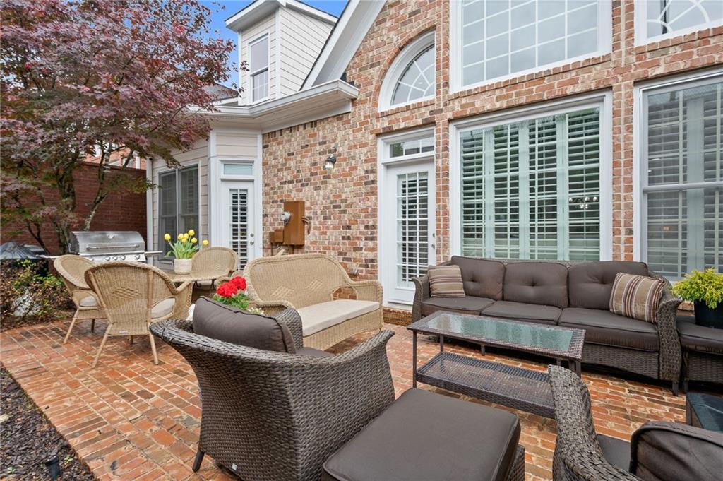 1007 Village Green Circle