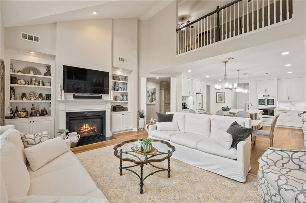 1007 Village Green Circle