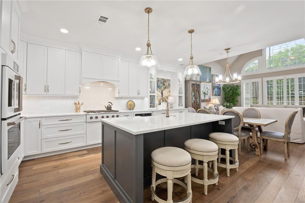 1007 Village Green Circle