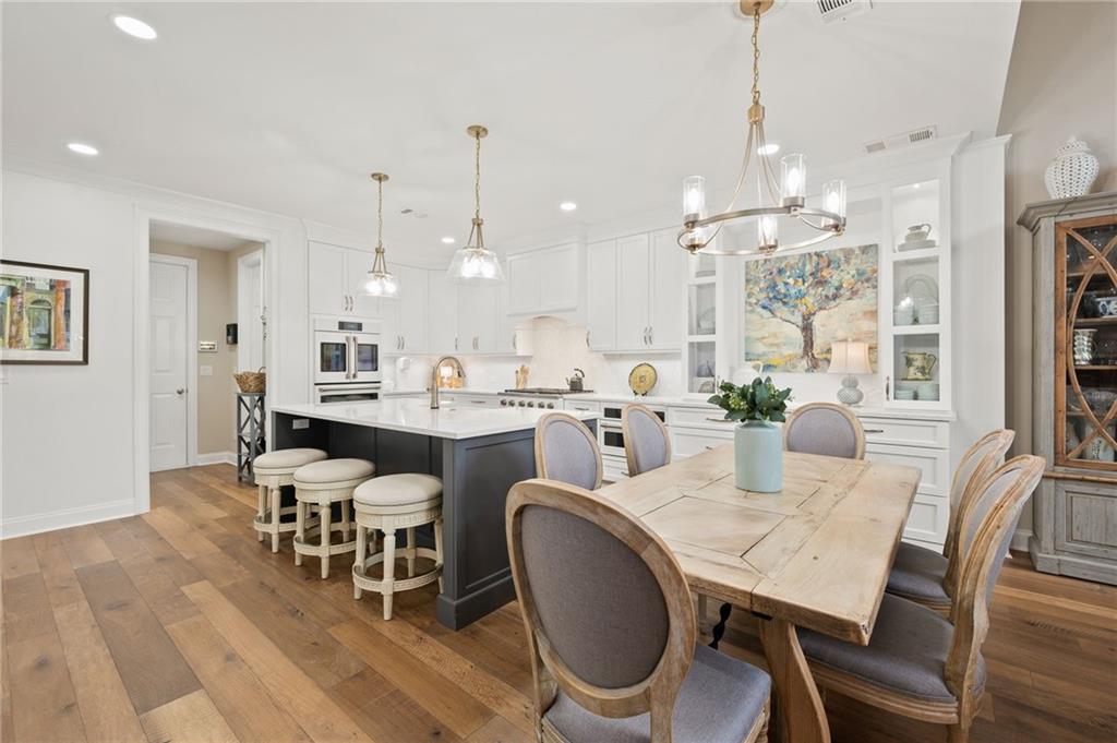 1007 Village Green Circle