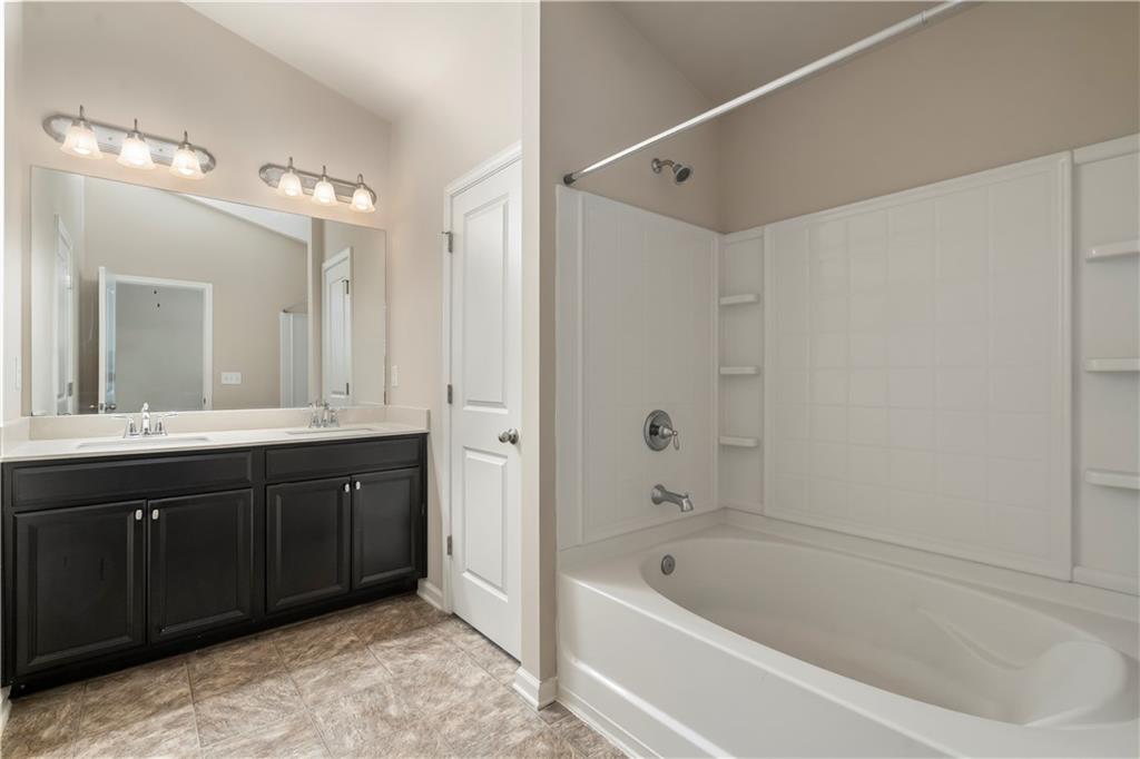 240 Highland Pointe Circle E