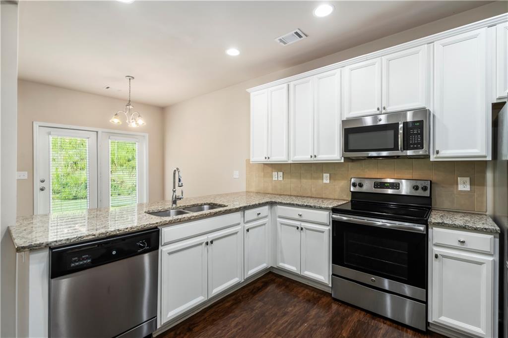 240 Highland Pointe Circle E