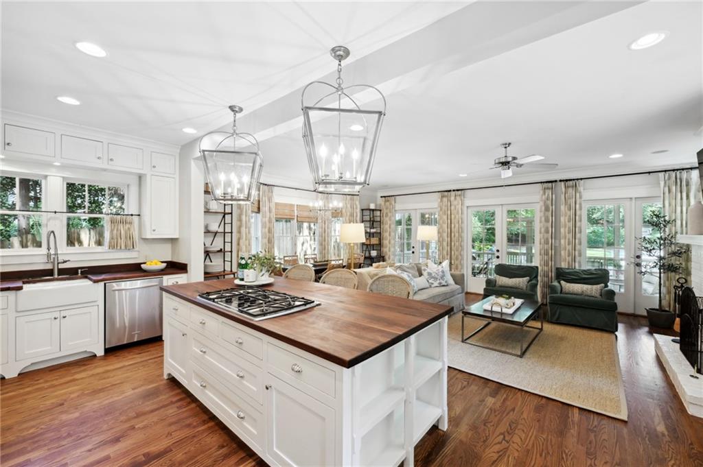 211 Terrace Drive NE