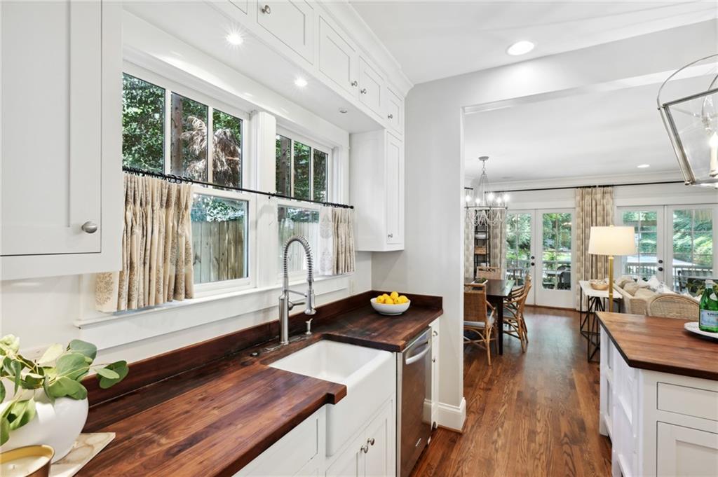 211 Terrace Drive NE