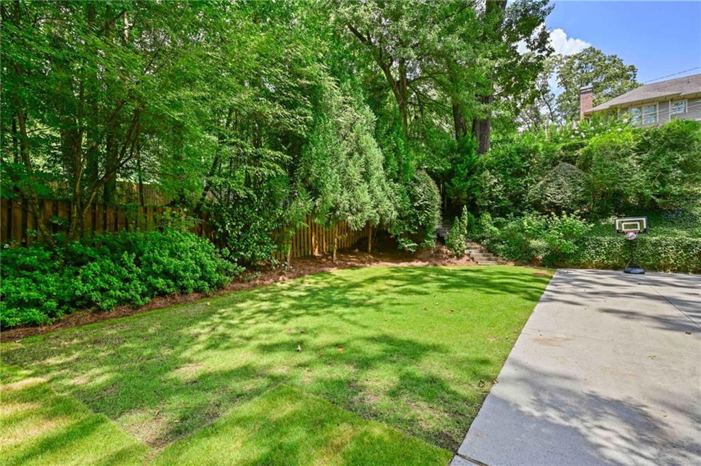 211 Terrace Drive NE