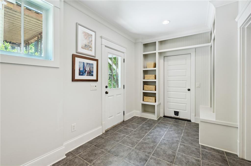 211 Terrace Drive NE