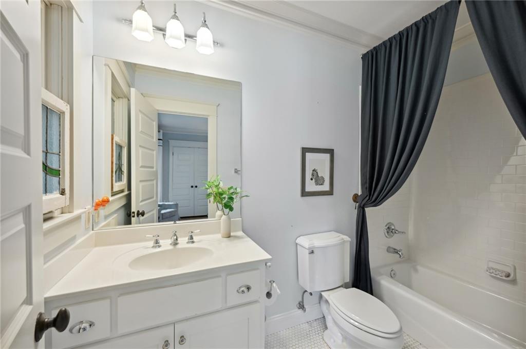 211 Terrace Drive NE