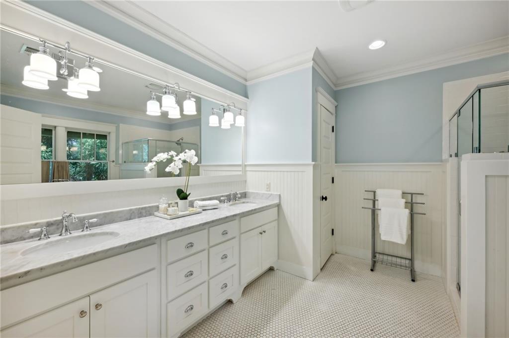 211 Terrace Drive NE