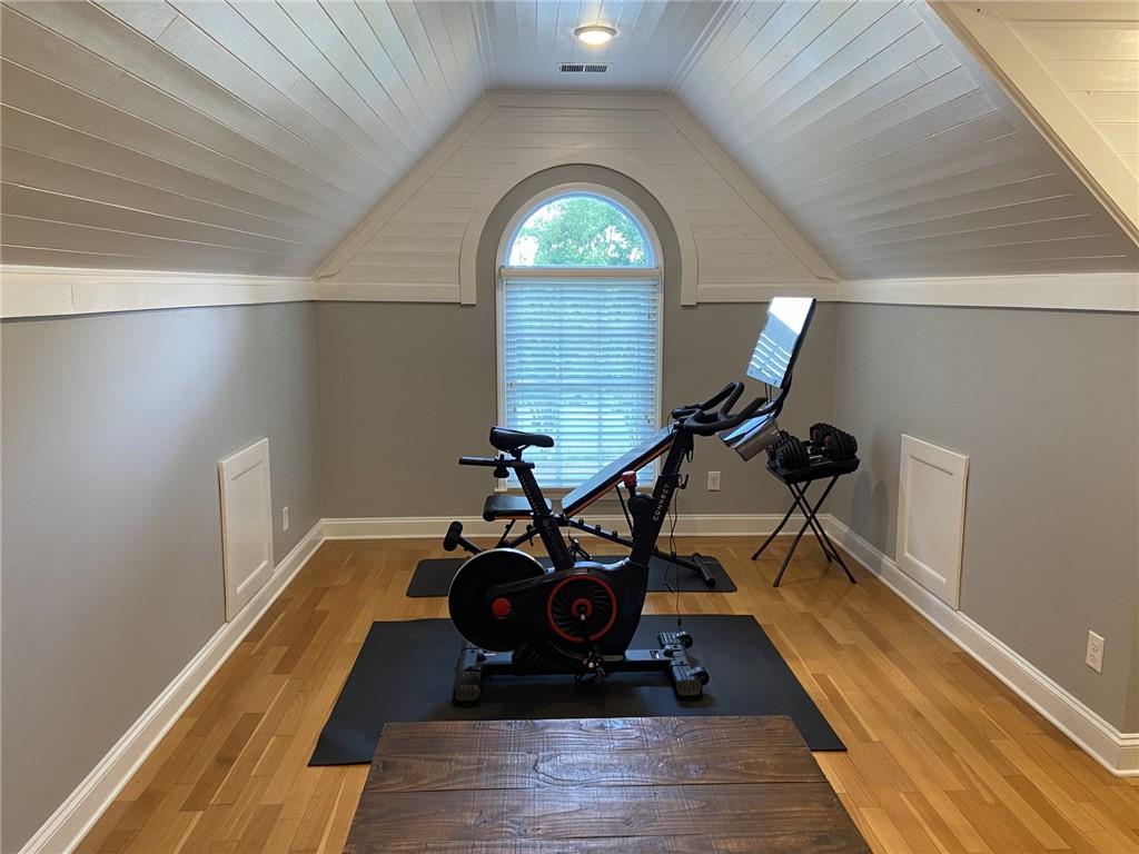 5850 Fairway View Drive