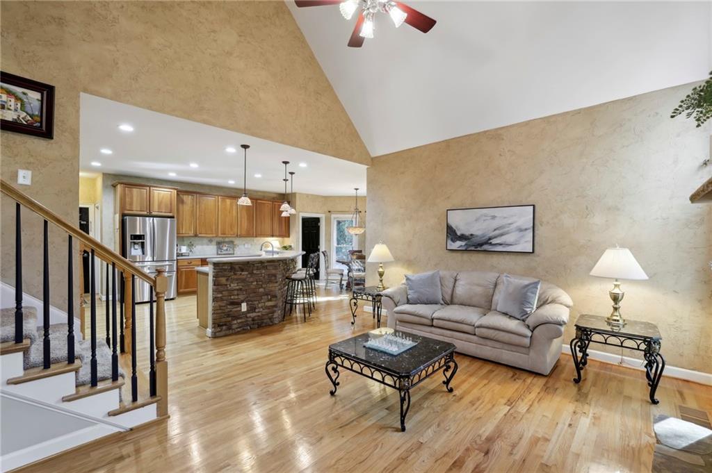 1260 Smokehouse Trail