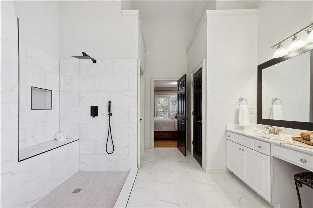 1260 Smokehouse Trail