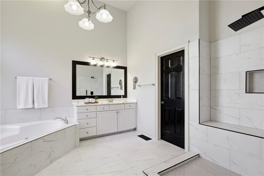 1260 Smokehouse Trail