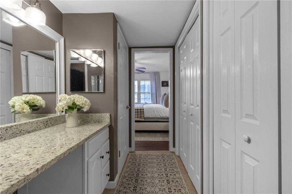 180 Amherst Place NW