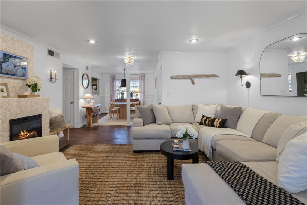 180 Amherst Place NW