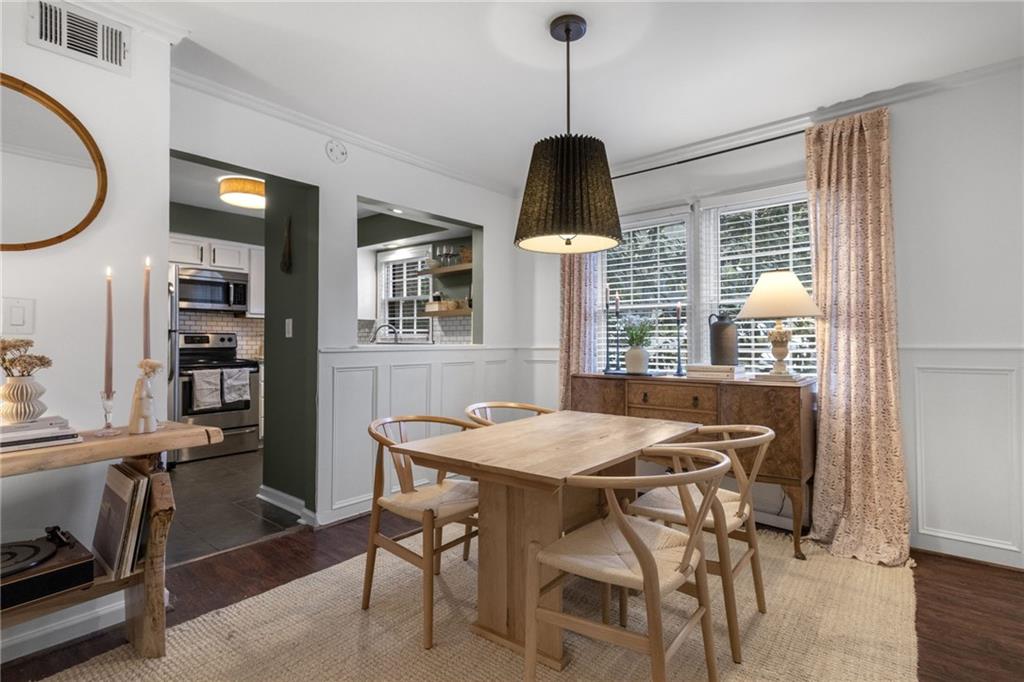 180 Amherst Place NW