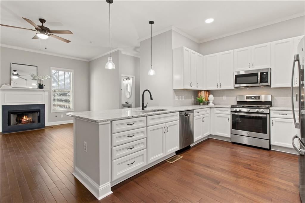 1961 Sterling Oaks Circle NE