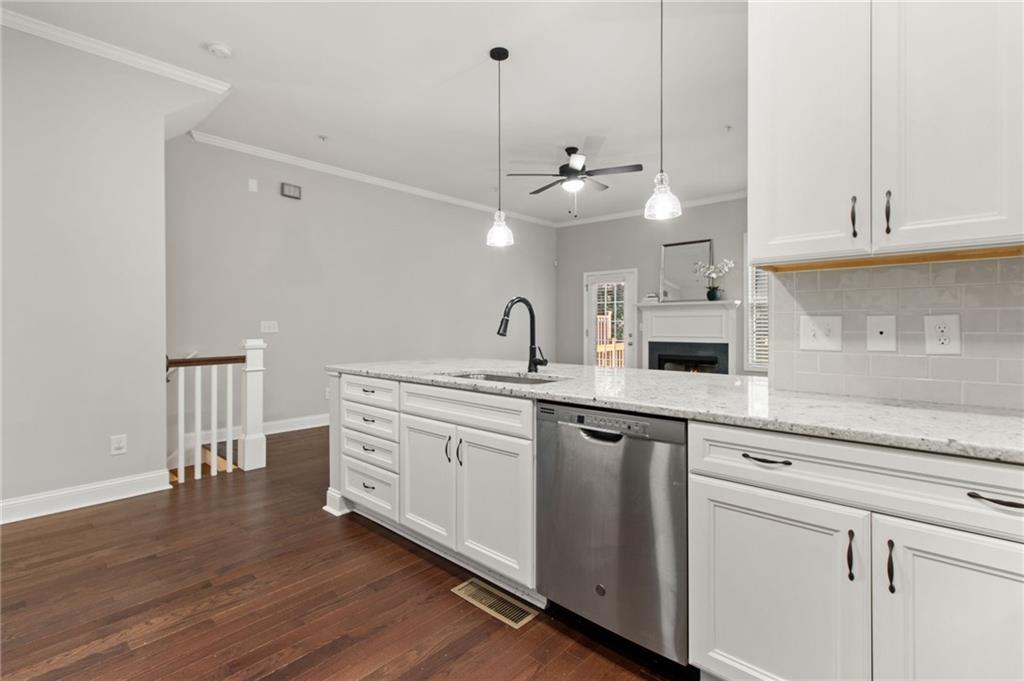 1961 Sterling Oaks Circle NE