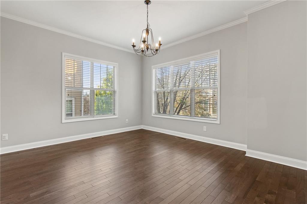 1961 Sterling Oaks Circle NE