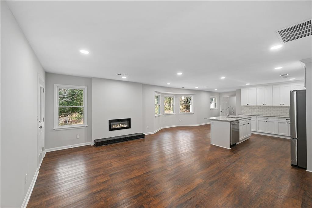 3383 Windsor Castle Court