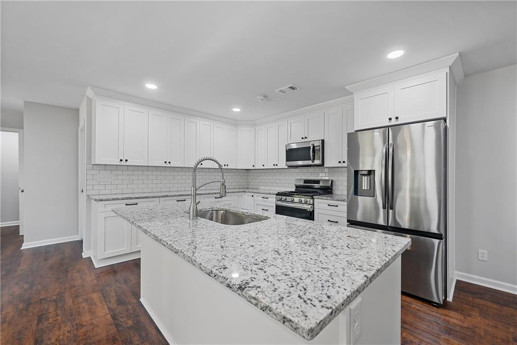 3383 Windsor Castle Court