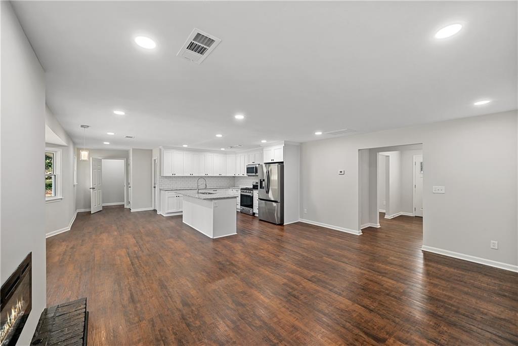 3383 Windsor Castle Court