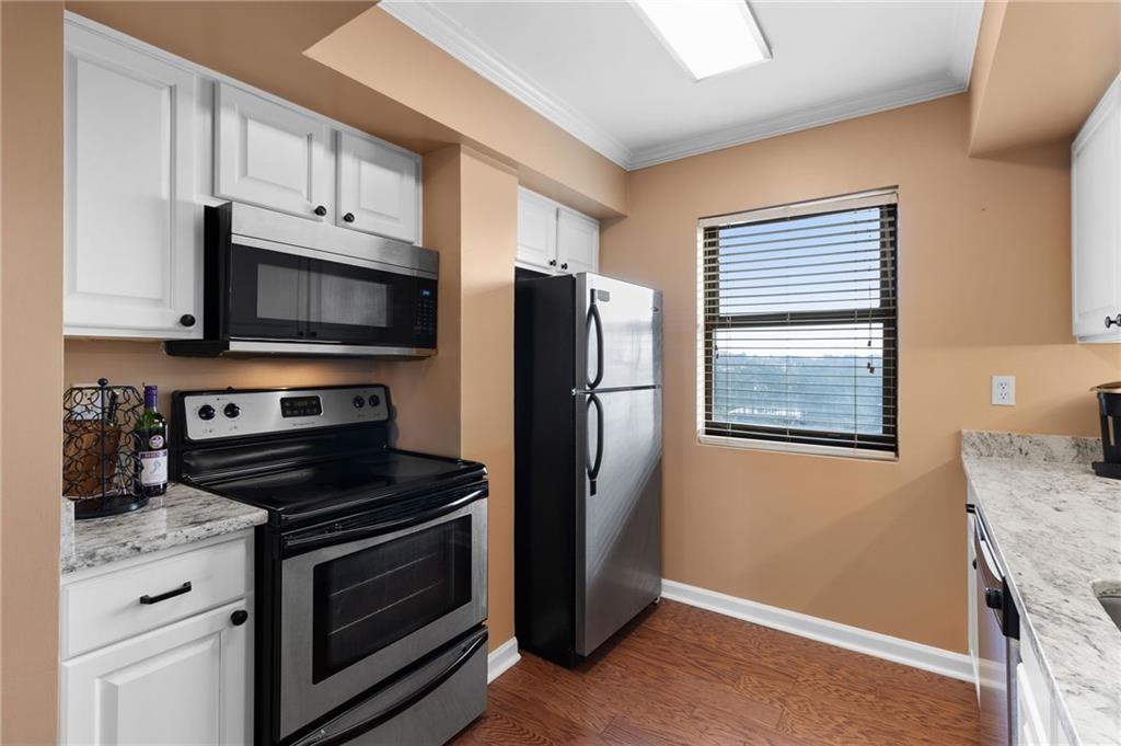 795 Hammond Drive Unit 808