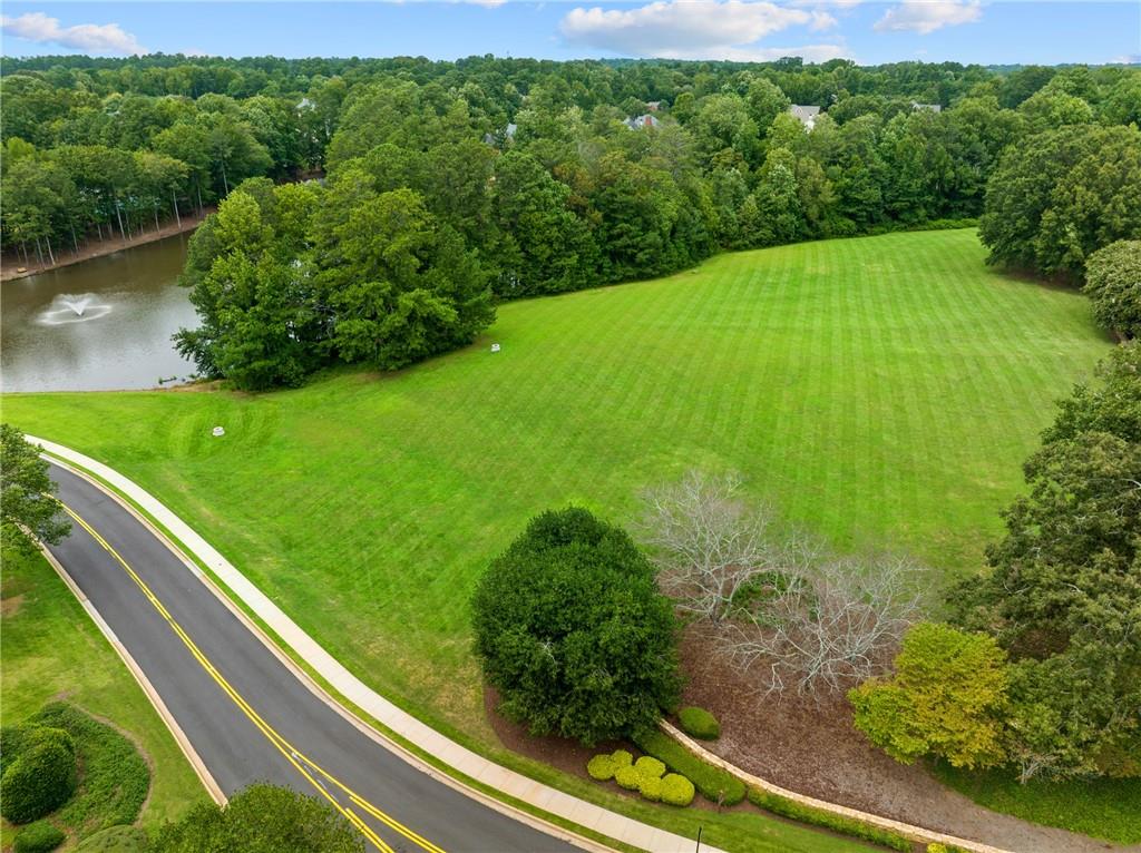 550 W Magnolia Circle