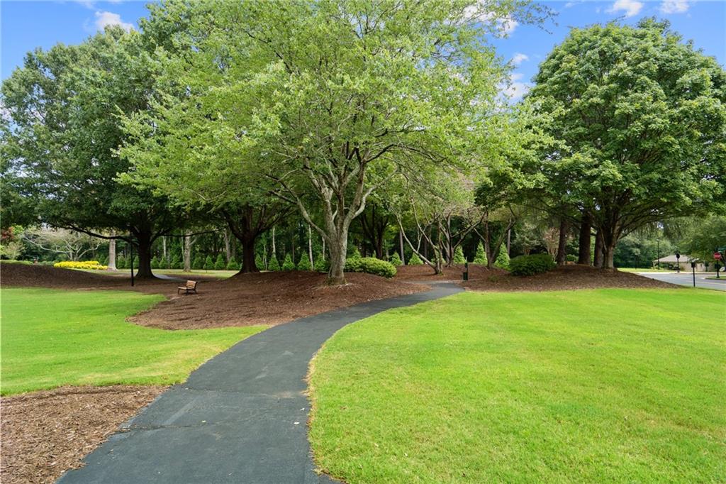 550 W Magnolia Circle