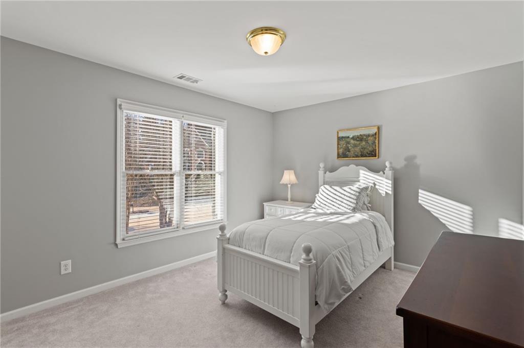 550 W Magnolia Circle