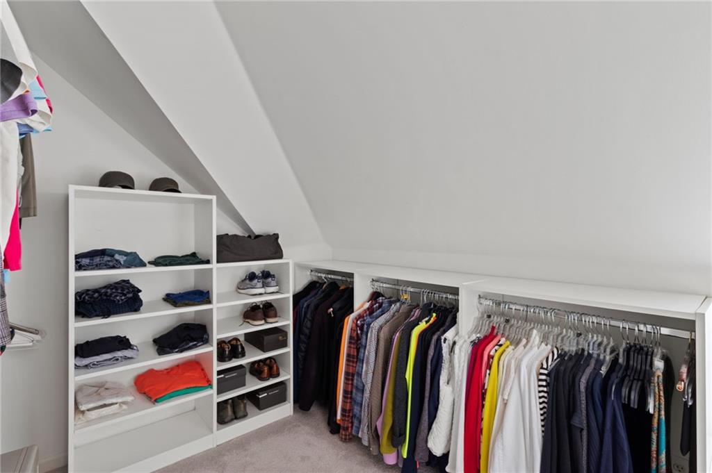 550 W Magnolia Circle