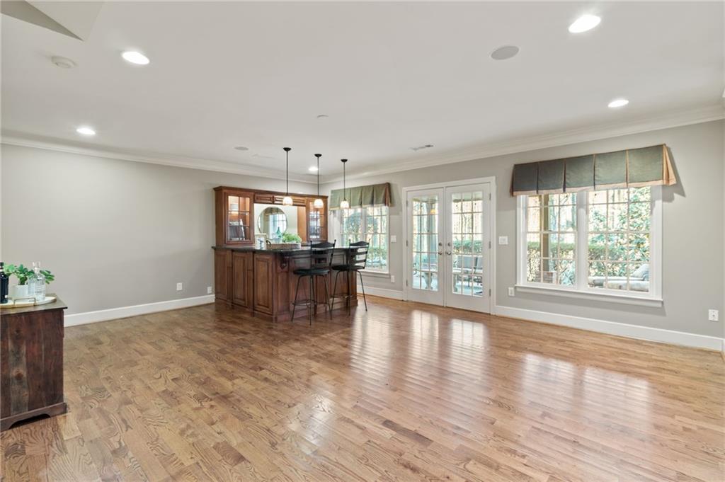 550 W Magnolia Circle