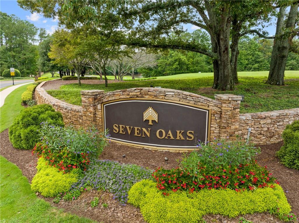 550 W Magnolia Circle