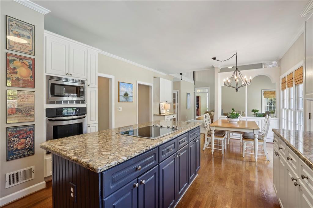 5605 Preserve Circle