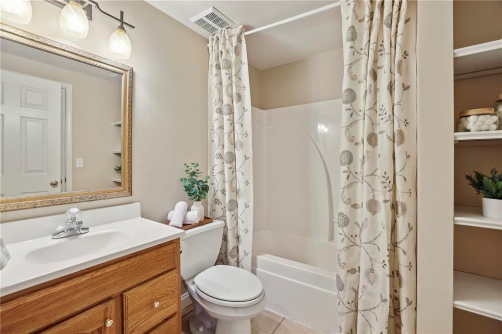 5605 Preserve Circle