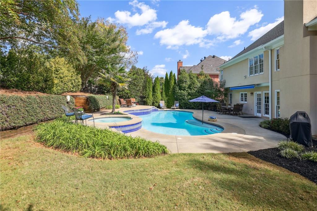 5605 Preserve Circle