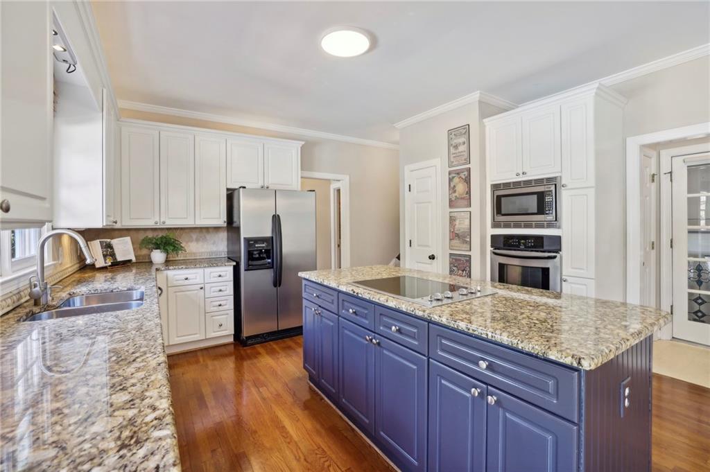 5605 Preserve Circle